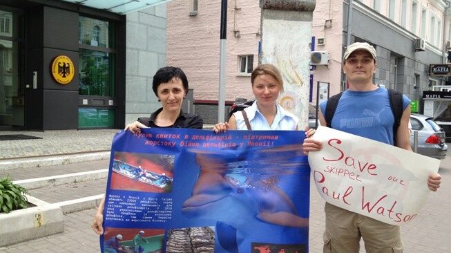 Рятівника китів хочуть ув’язнити за його погрози браконьерам