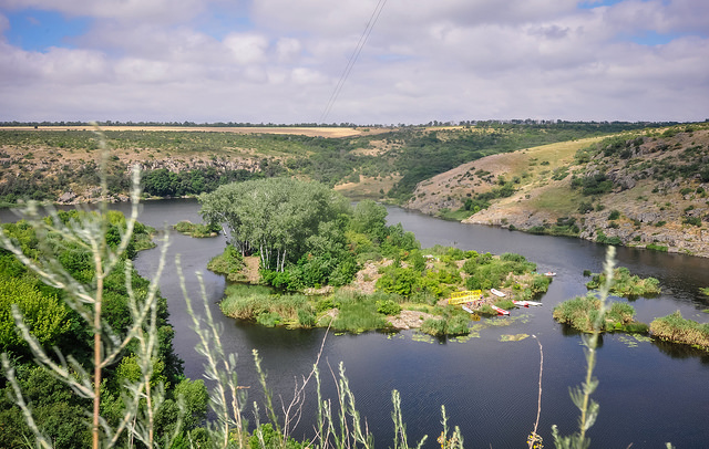 27599038283_293181ec69_z